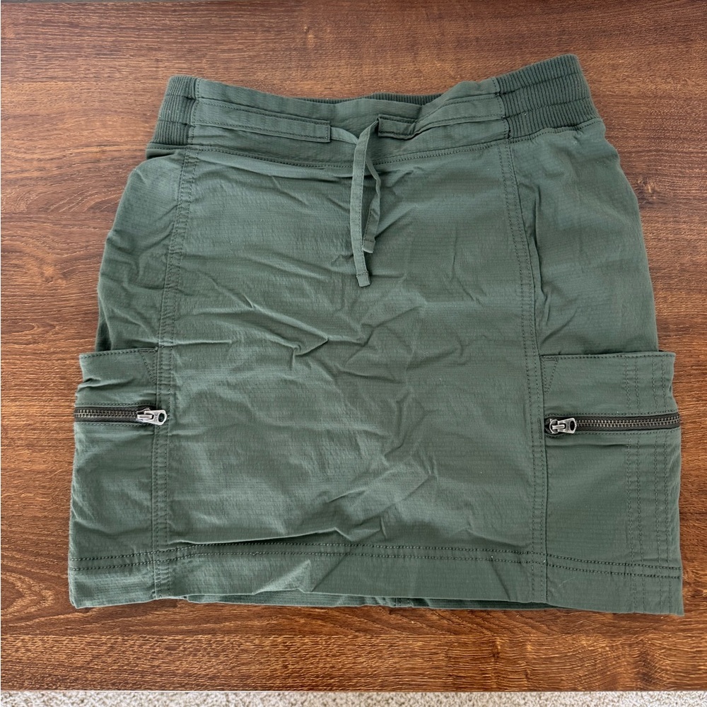 Green Athleta Skort